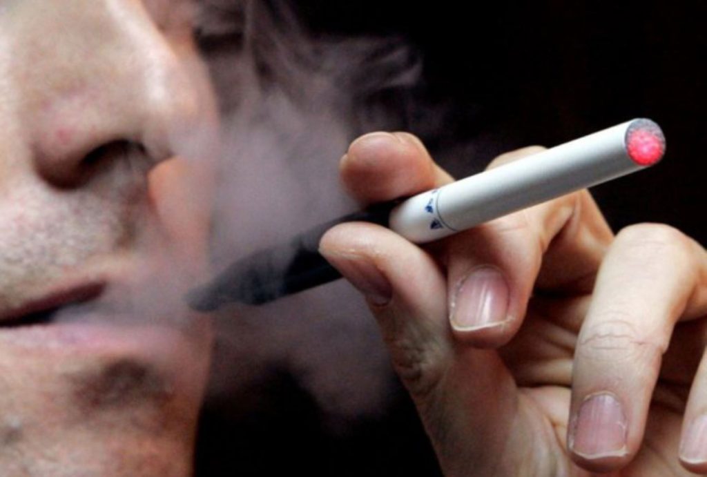 Cigarros electrónicos: ¿Solución para dejar de fumar?