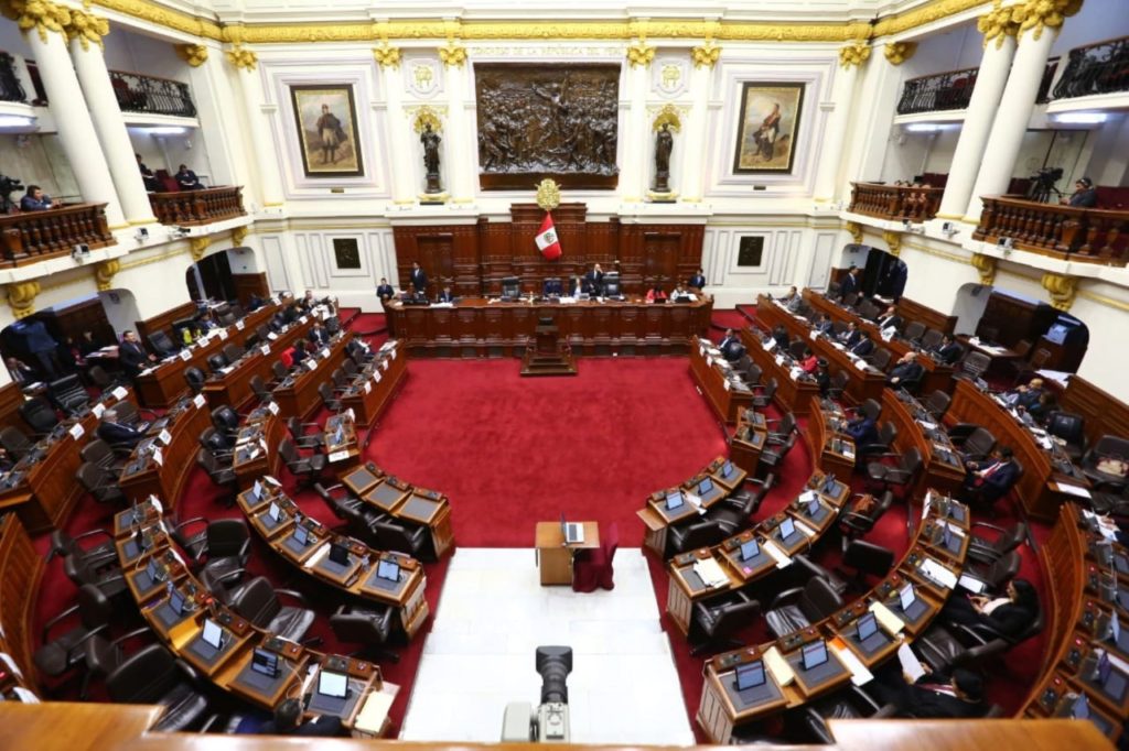 Sin representantes. El parlamento a la espera de nuevos legisladores que serán electos el 26 de enero del 2020. Foto: Andina.pe