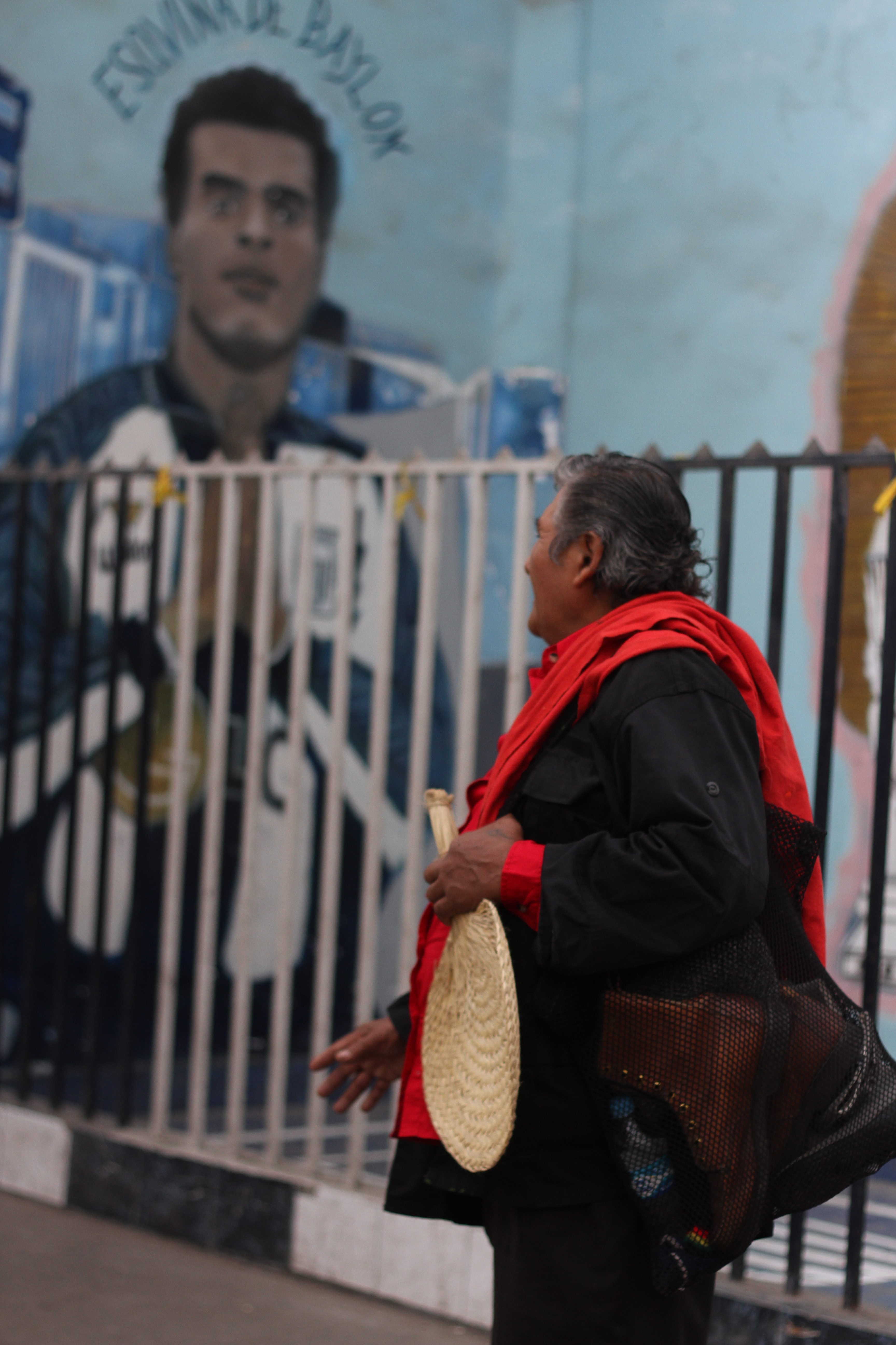 Esquina Baylón, Mendoza Merino (Foto por Salvador Candia)