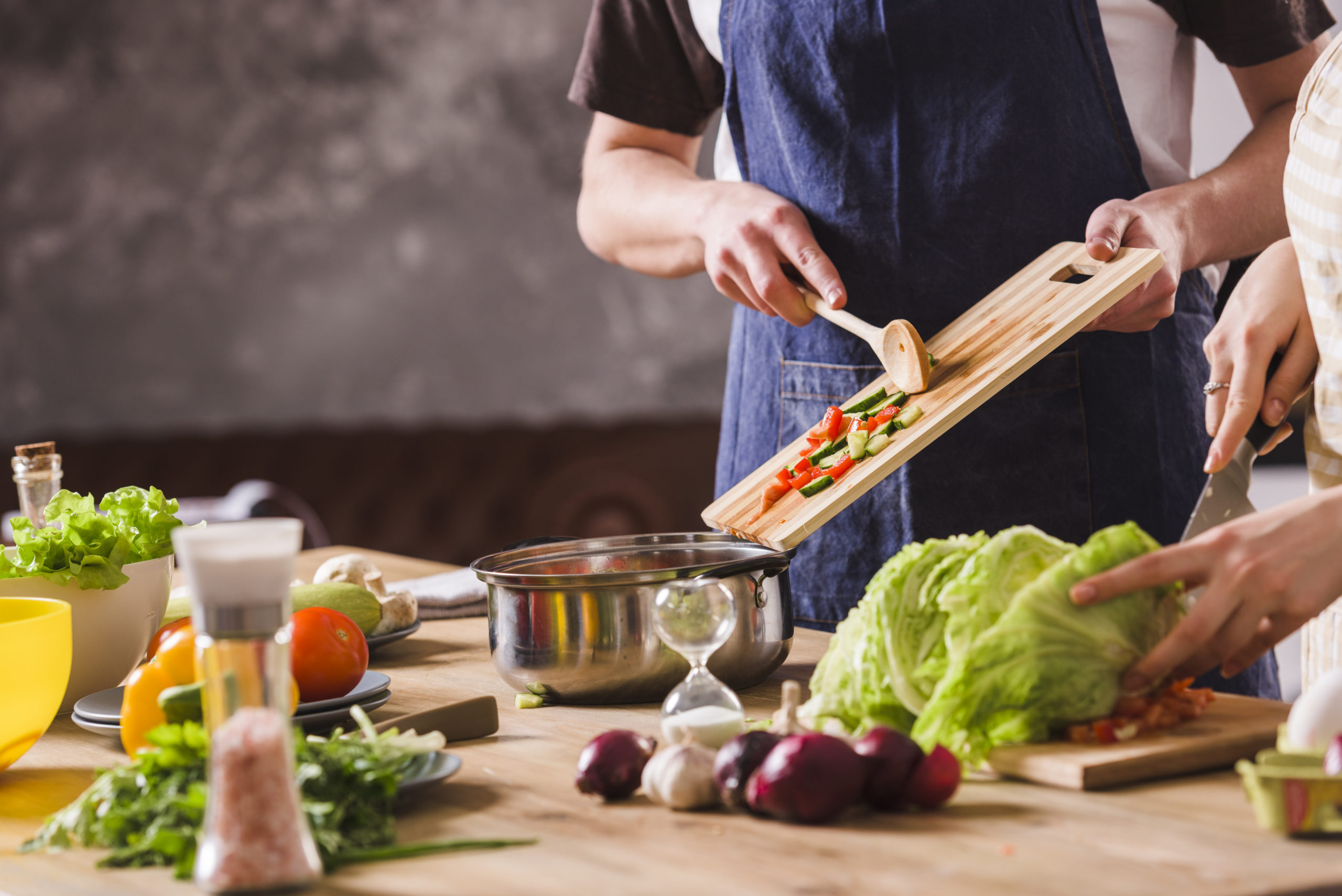 5 apps para aprender a cocinar en casa | | Punto Seguido - UPC