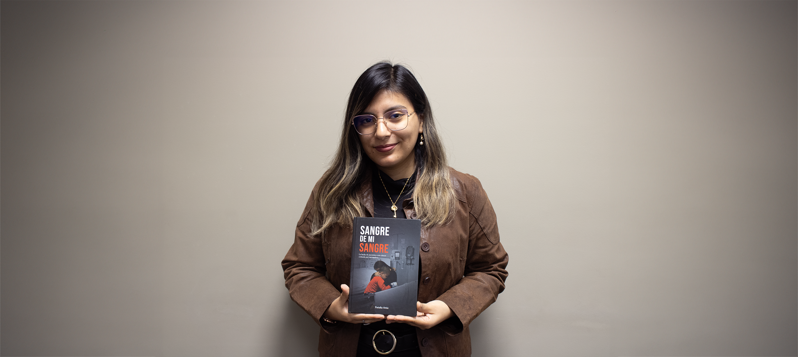 Egresada de la Carrera de Comunicación y Periodismo de la UPC presenta su primer libro &#8220;Sangre de mi Sangre&#8221;: testimonios de lucha y esperanza contra la leucemia Infantil a través de la mirada de una madre